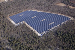 Kearsarge’s second project in Franklin, MA, is a 4.8 MW DC ground-mounted system also located on land owned by the Sisters of Mount Saint Mary’s Abbey. 