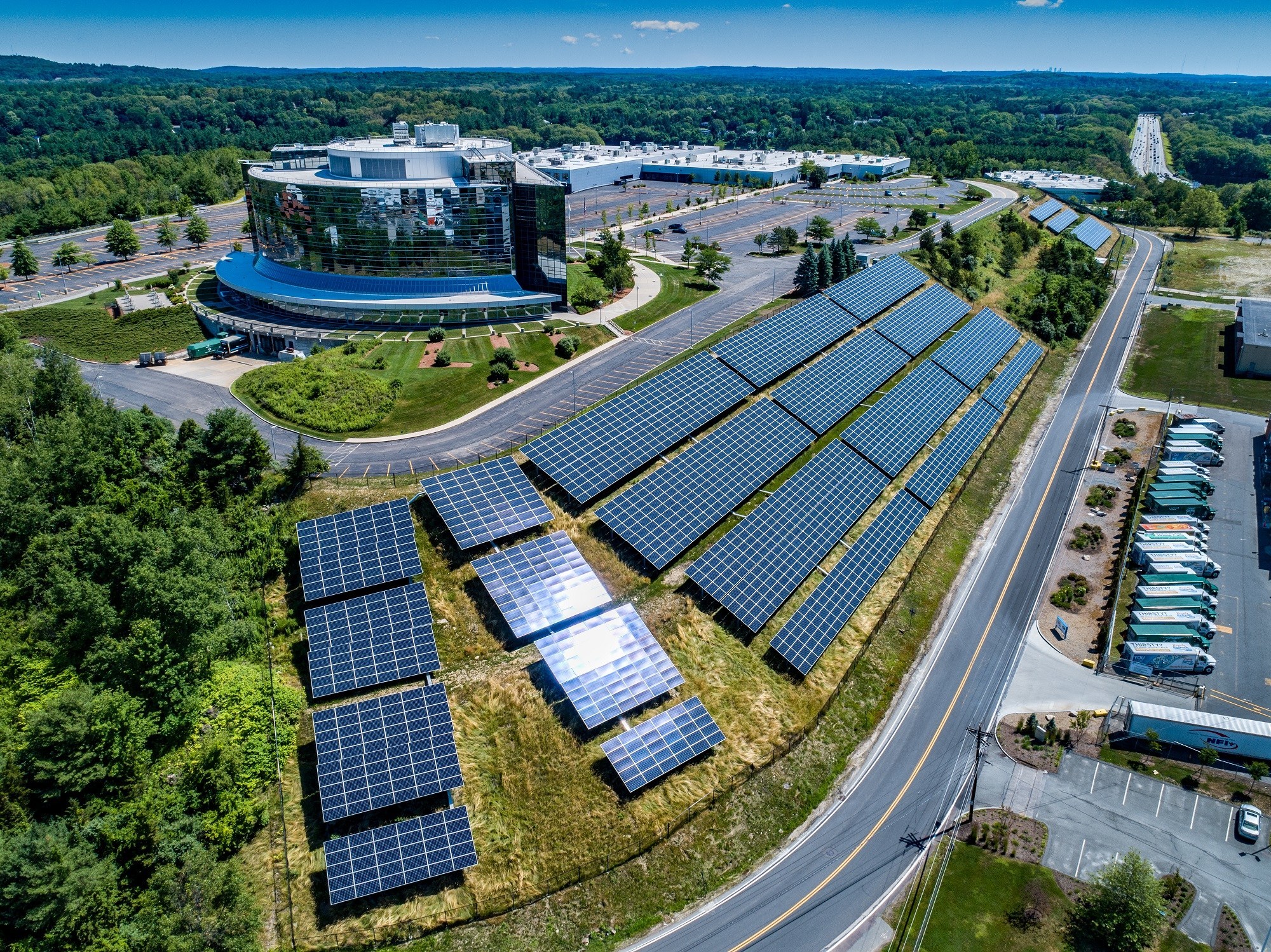 Kemiker præambel padle SunPower energizes 1.7-MW solar array at Bose headquarters