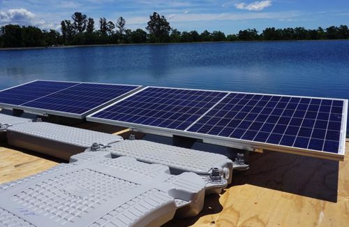 floating solar array in Windsor, California