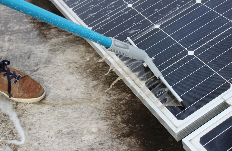 Lifting grime and dirt off solar panels 