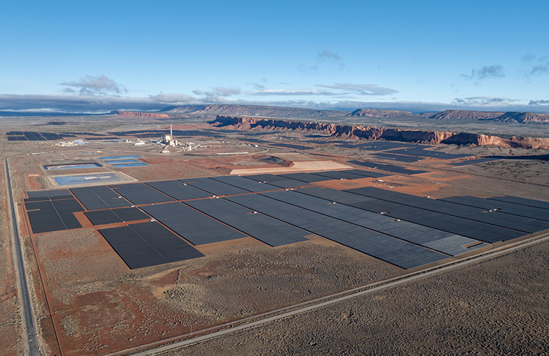 200-MW New Mexico solar project replaces retired coal plant